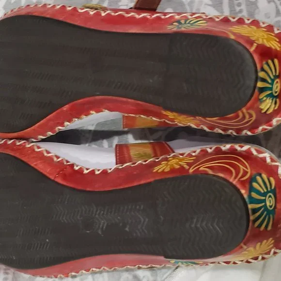 L' Artiste Sandals - Picture 5 of 8